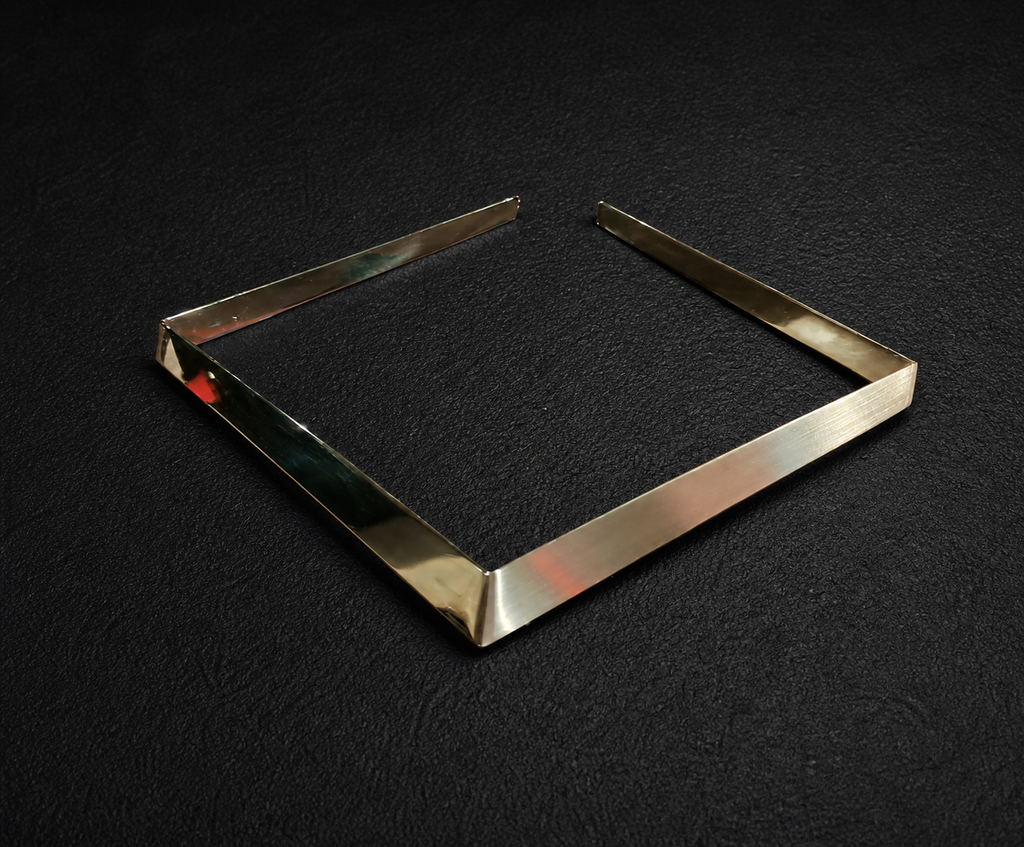Narrow Brass Square Necklace - EG423