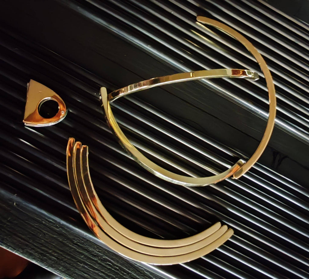 Circle Neckpiece - EG425/EG426